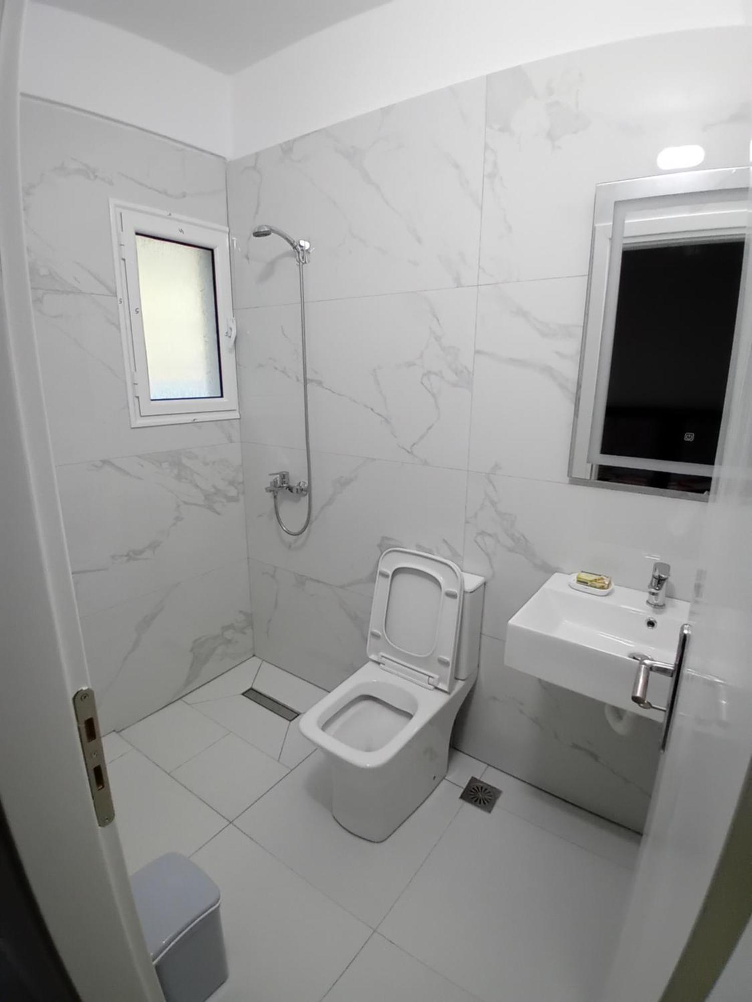 Ida Apartments Sarande Exterior photo